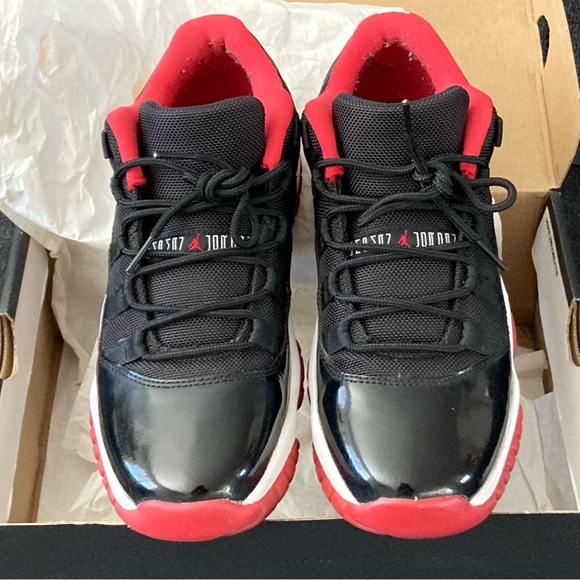 AIR JORDAN BRED 11 Retro Low Size 8.5 Womens = 7Y - Picture 3 of 7